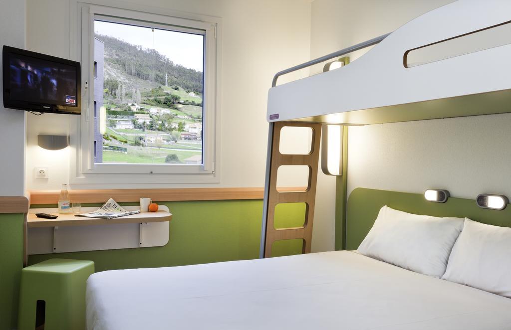 Ibis Budget Madrid Alcala De Henares La Dehesa Exteriör bild